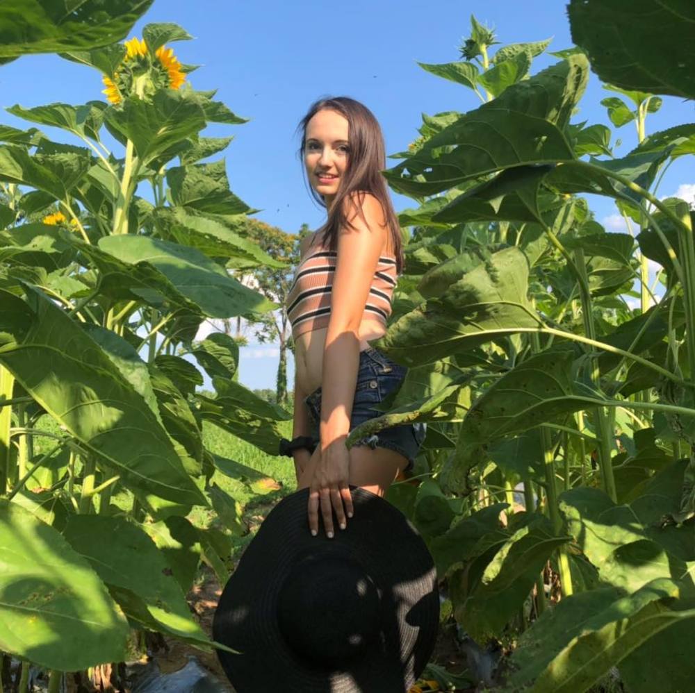 Meet your Posher, Marie